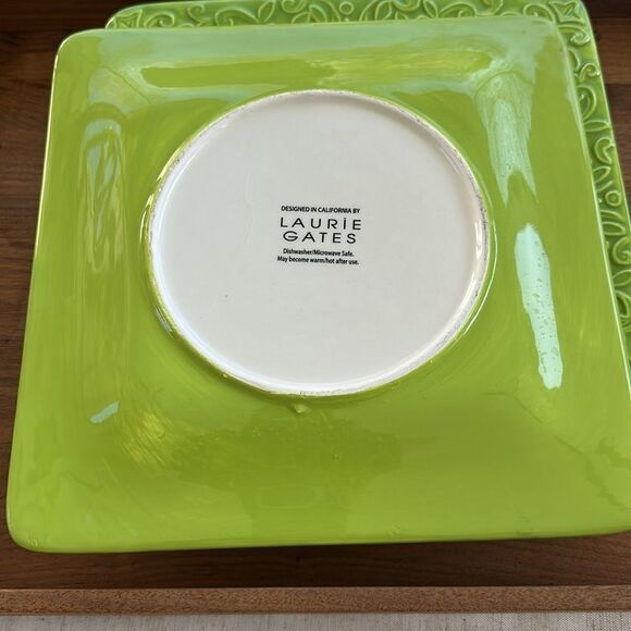 Laurie Gates 4Pc Green Embossed Square Dinner Plates - Picture 4 of 5